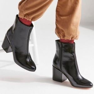 UO Margot Black Patent Boots, US 8